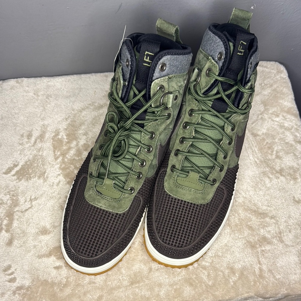 Nike Men's Lunar force 1 duck boots Green and Black High-Top boots